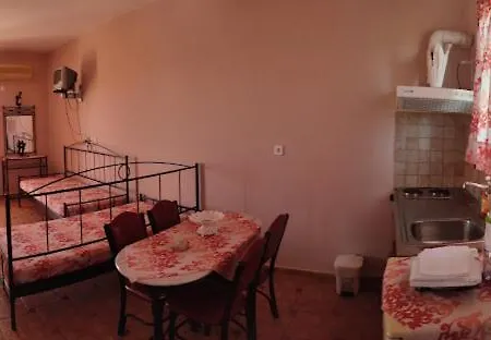 Takis Homestay