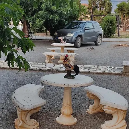 Takis * Agios Georgios (Laconia)